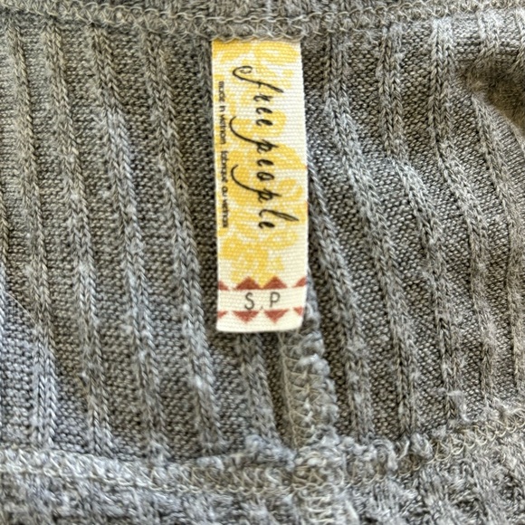 Free People Gray waffle Thermal Long Sleeve Top Small - Picture 5 of 6